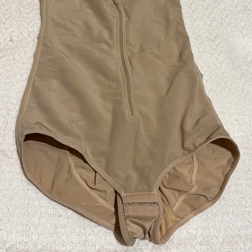 Shapewear - Picture 3 of 8